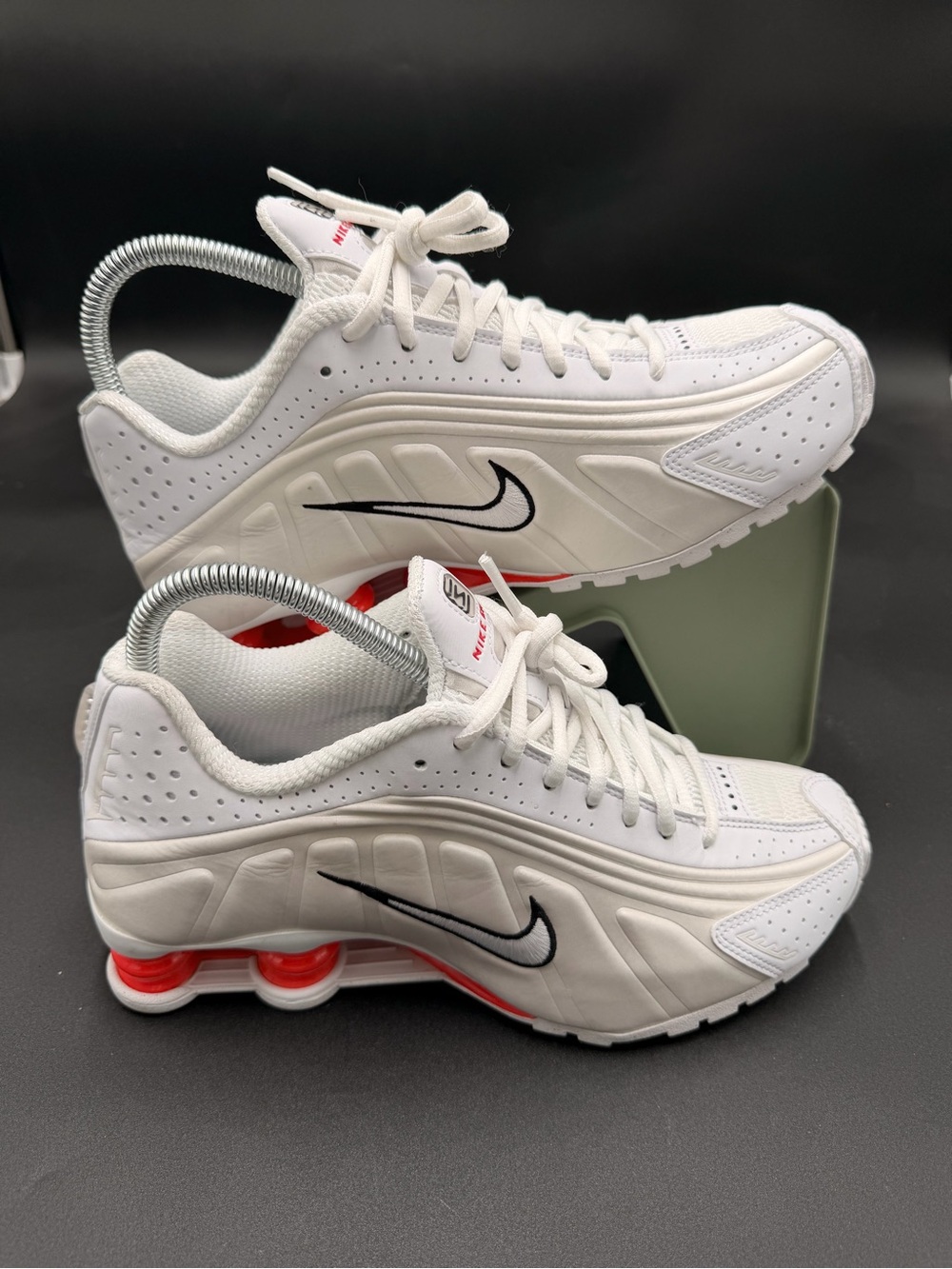 Nike White Black Red Shox Runner